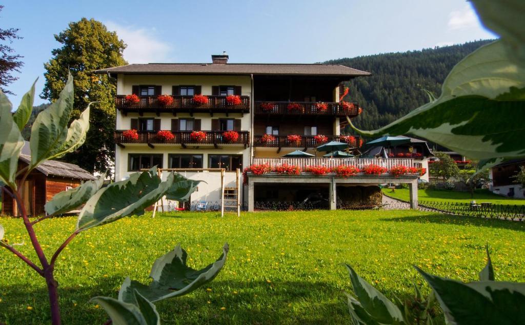 Hotel Lipeter & Bergheimat Weissensee Buitenkant foto